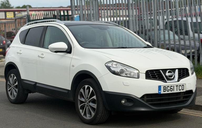 2011 Nissan Qashqai 2.0 dCi Tekna 5dr Auto 4WD HATCHBACK Diesel Automatic
