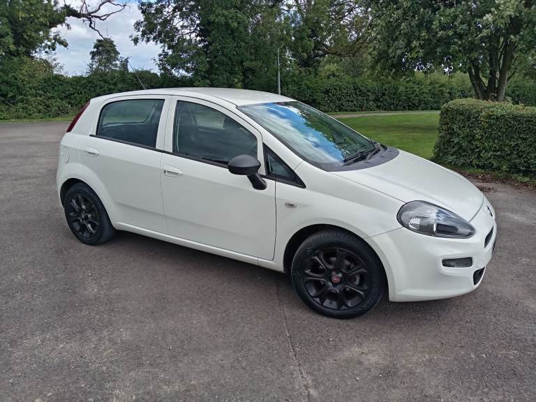 Fiat punto 1. 4 pop plus sport 2015 12 MONTH MOT