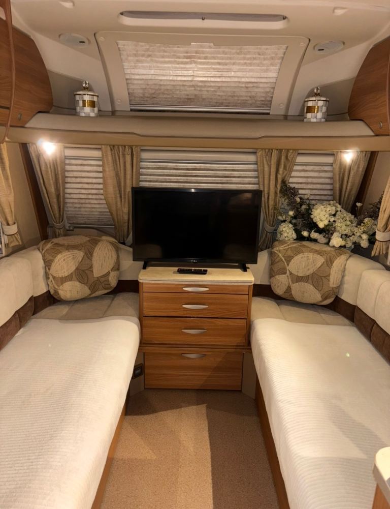 Swift conquerer 530 2011 