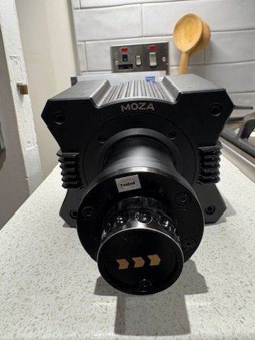 Moza wheel and base / Fanatec pedals