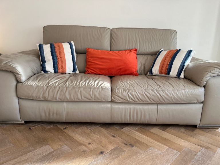 3 seater leather sofa