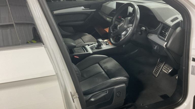 AUDI Q5 NEW SHAPE 2.0 TDI 187 BHP QUATTRO S LINE+ 7SPD S-TRONIC EURO6 ULEZ SUV