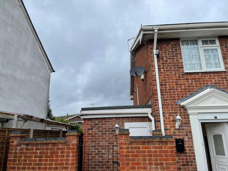 Studio flat annex 