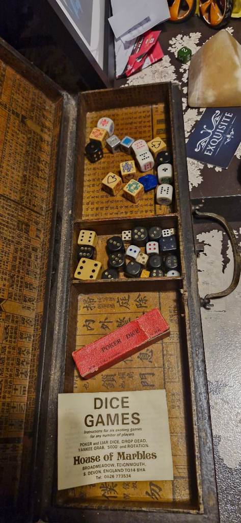 Collectible old vintage Chinese game and dice