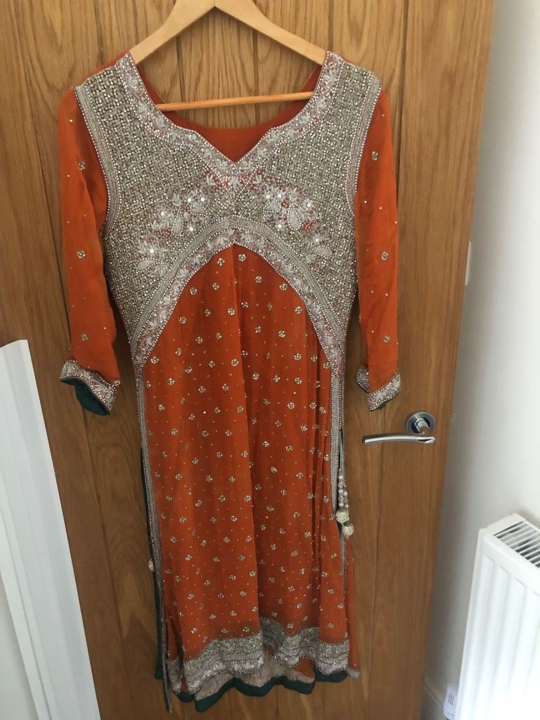 Asian women clothes 