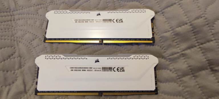 image for Corsair Vengeance RGB PRO SL 16GB 