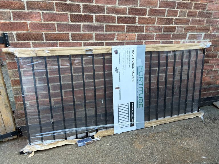 Brand New Railing Panel & Brackets- RRP £120.00