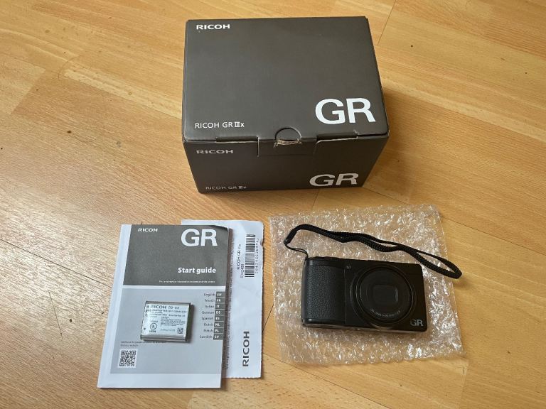 Ricoh GR iii x 2452 shutter count