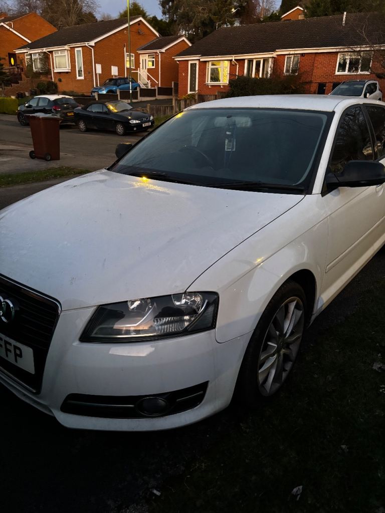 Audi, A3, Hatchback, 2012, Manual, 1598 (cc), 5 doors