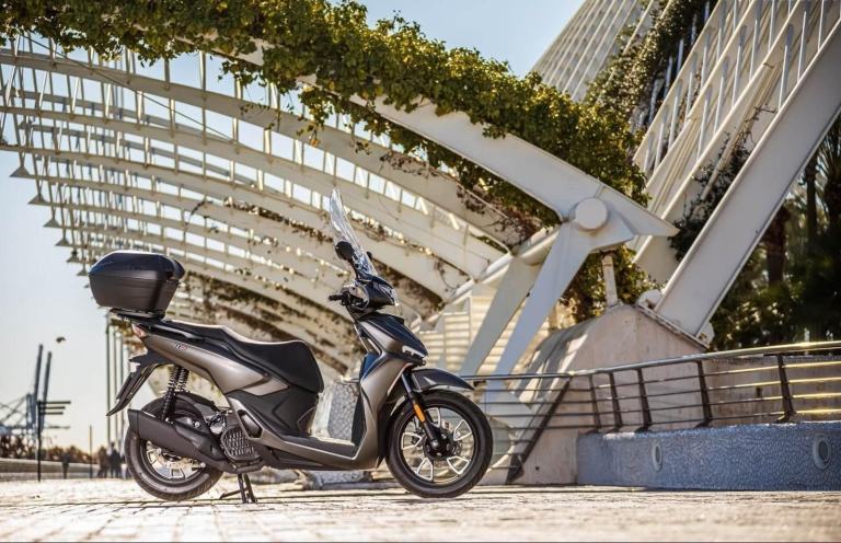 Voge SR16 2025  125cc Scooter