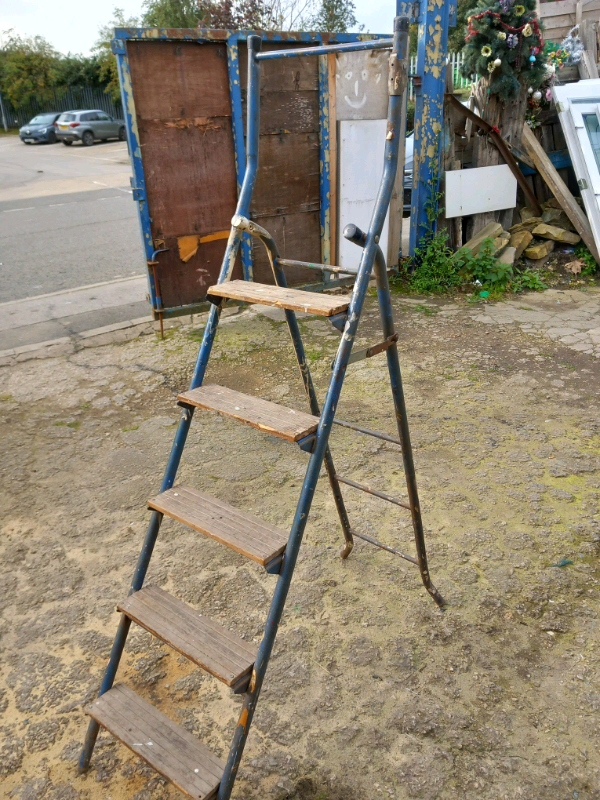 image for METAL STEPS