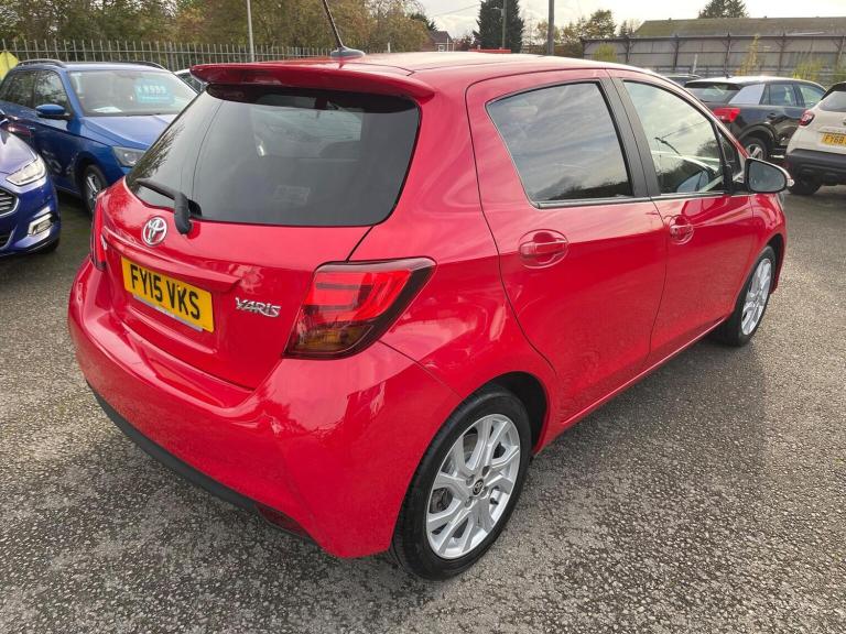 TOYOTA YARIS 1.33 Dual VVT-i Sport Euro 5 5dr Euro 5 2015