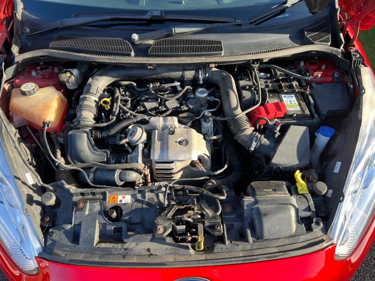 Ford Fiesta 1.0 Zetec – FSH – £20 Road Tax – 5 Door – Long MOT – Lovely Car