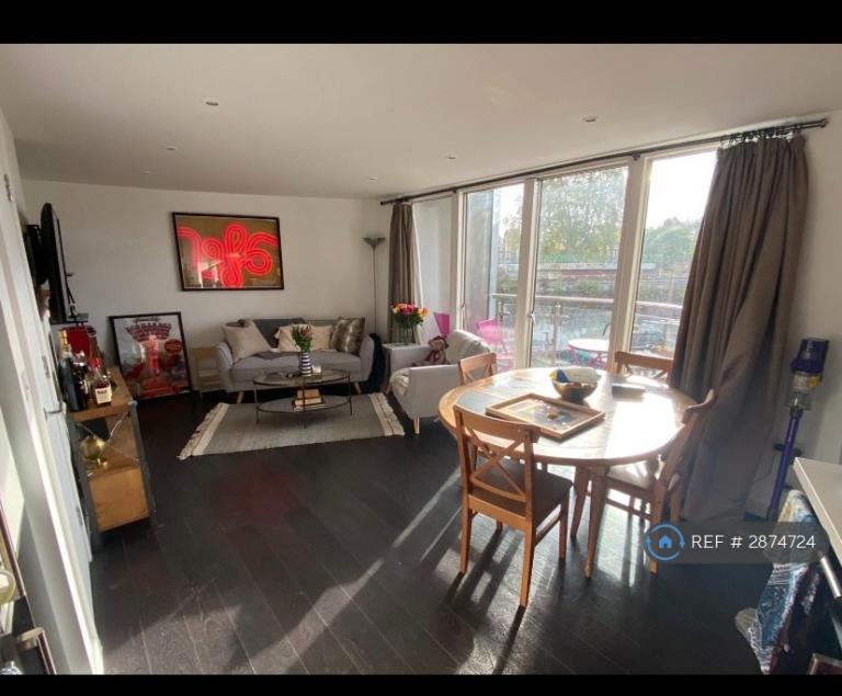2 bedroom flat in Bellefields Road, London, SW9 (2 bed) (#2874724)