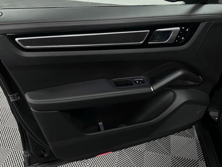 2019 Porsche Cayenne  S 3.0T V6 Tiptronic ( 340 bhp COUPE Petrol Automatic