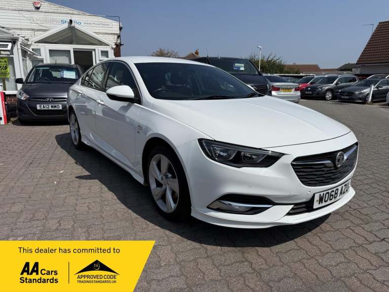 2019 Vauxhall Insignia 1.5T SRi Vx-line Nav 5dr Auto HATCHBACK PETROL Automatic