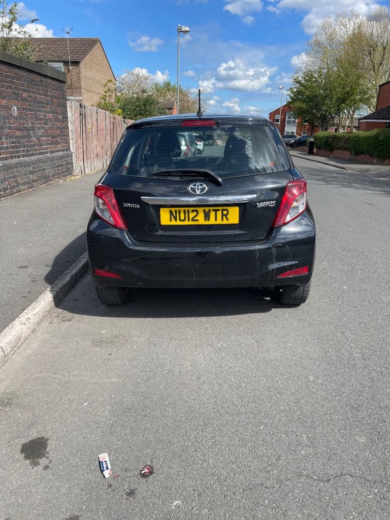 Toyota, YARIS, Hatchback, 2012, Manual, 1329 (cc), 5 doors