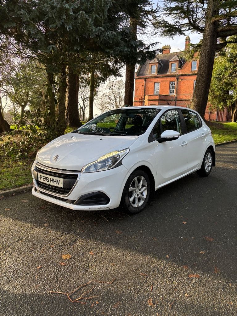 image for Peugeot, 208, Hatchback, 2016, Manual, 1560 (cc), 5 doors