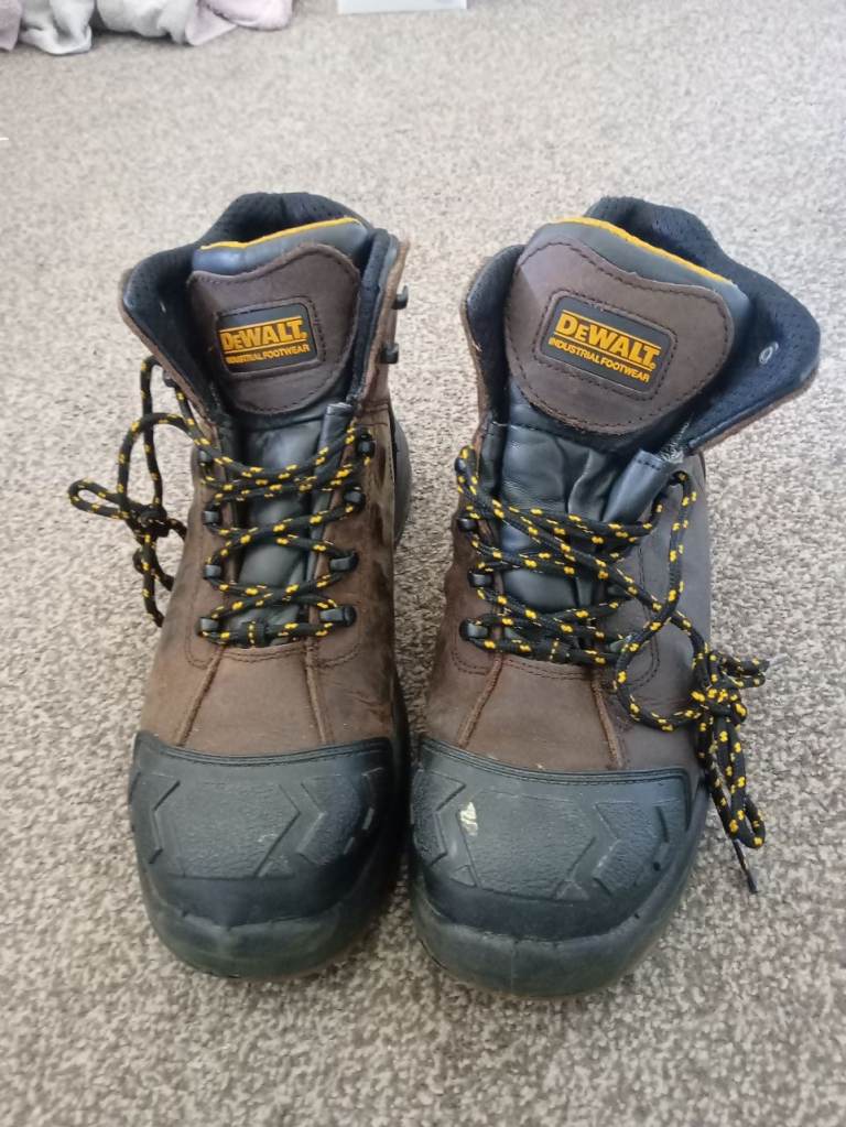 DeWalt Safety Boots – Brown, Good Condition
