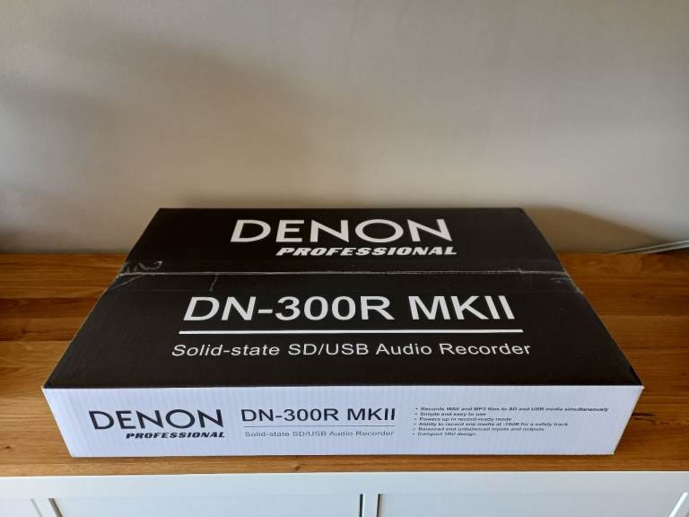 Denon Professional DN-300R MKII solid state audio recorder
