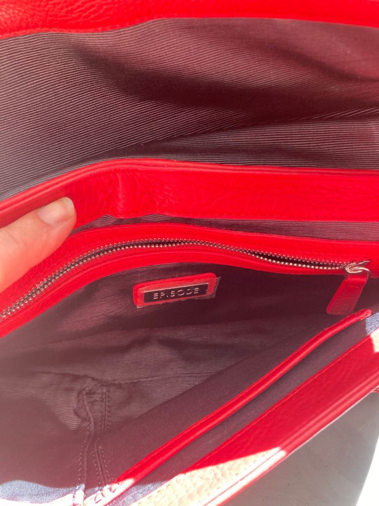 *REDUCED* Episode Genuine Leather Bag