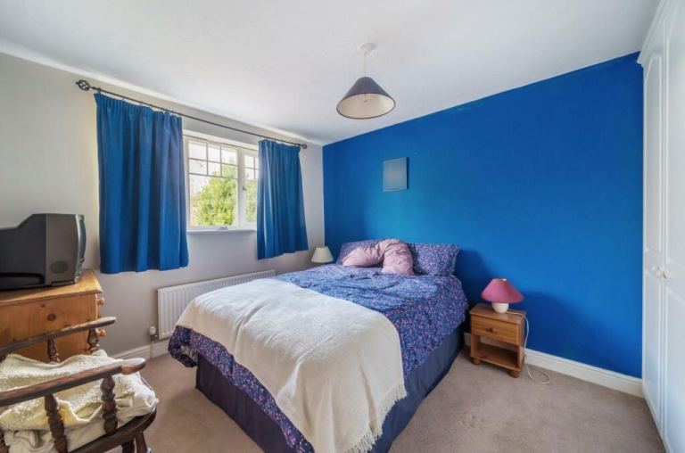 SPECIAL ROOM IN BOW🎉🎉