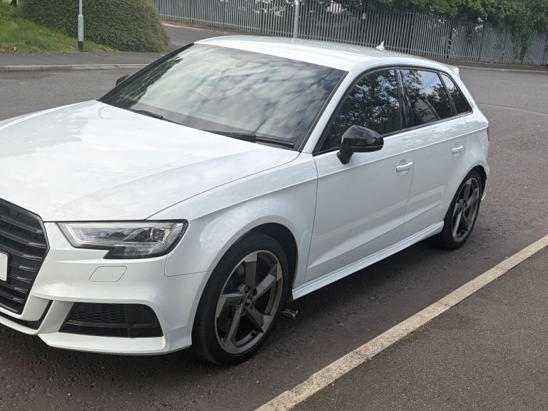 Audi, A3, Hatchback, 2018, Semi-Auto, 1984 (cc), 5 doors