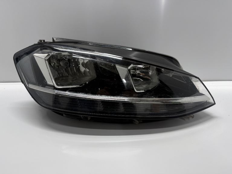 Volkswagen Golf 2017-2020 MK7.5 Driver Right Headlight 5G2941006D