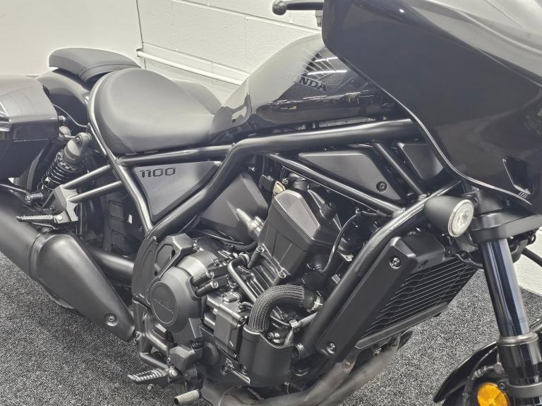 HONDA CMX1100 TOUR DCT REBEL ** PANNIERS - FULL HISTORY - 12 MONTHS MOT **