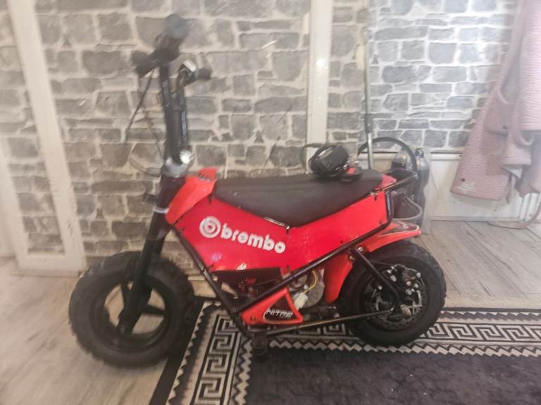 Nitro electric monkey motorbike