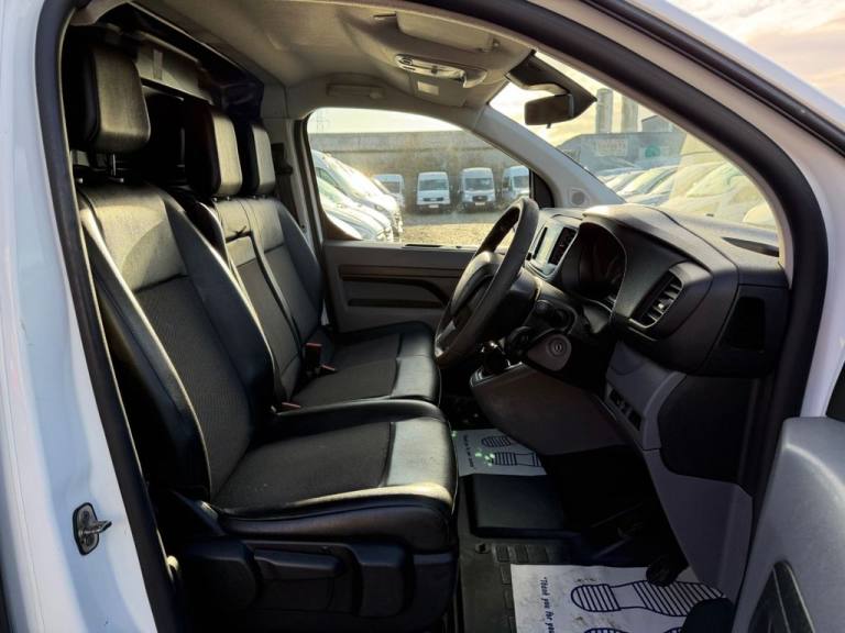 2021 Peugeot Expert 1.5 BlueHDi 1000 Professional Standard Panel Van 6dr Diesel Manual MWB Euro P...