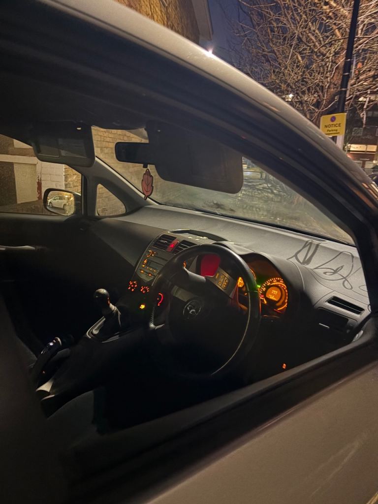 Toyota, AURIS, Hatchback, 2008, Manual, 1398 (cc), 5 doors