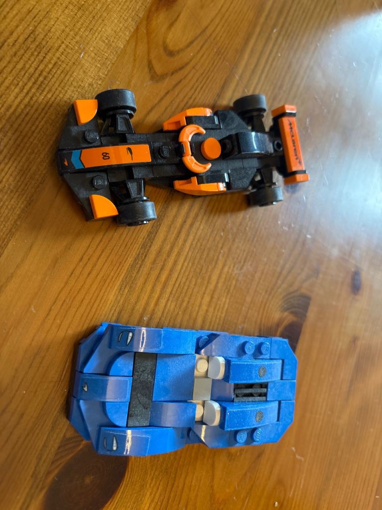 Lego Speed Champions set 30683 and 30343