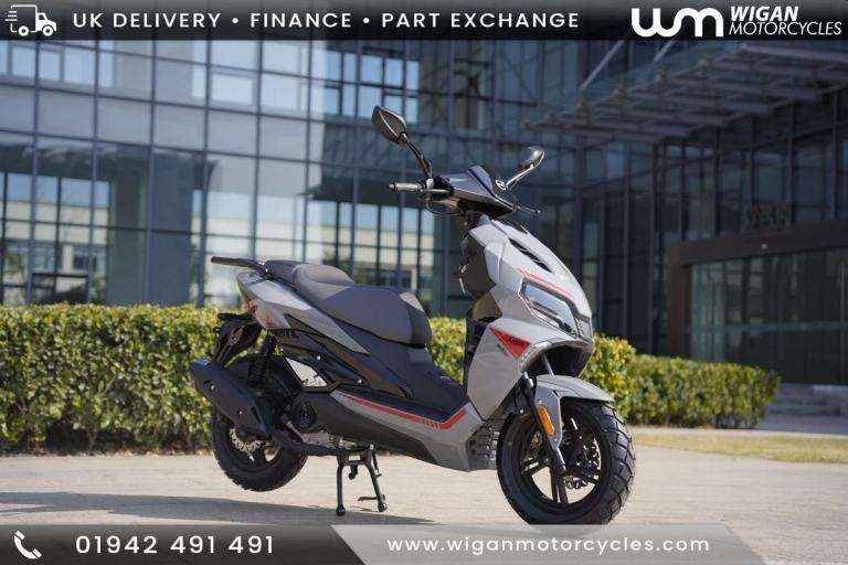 NEW MGB Crusie 50cc Automatic Scooter Learner Legal City Commuter Excellent M...