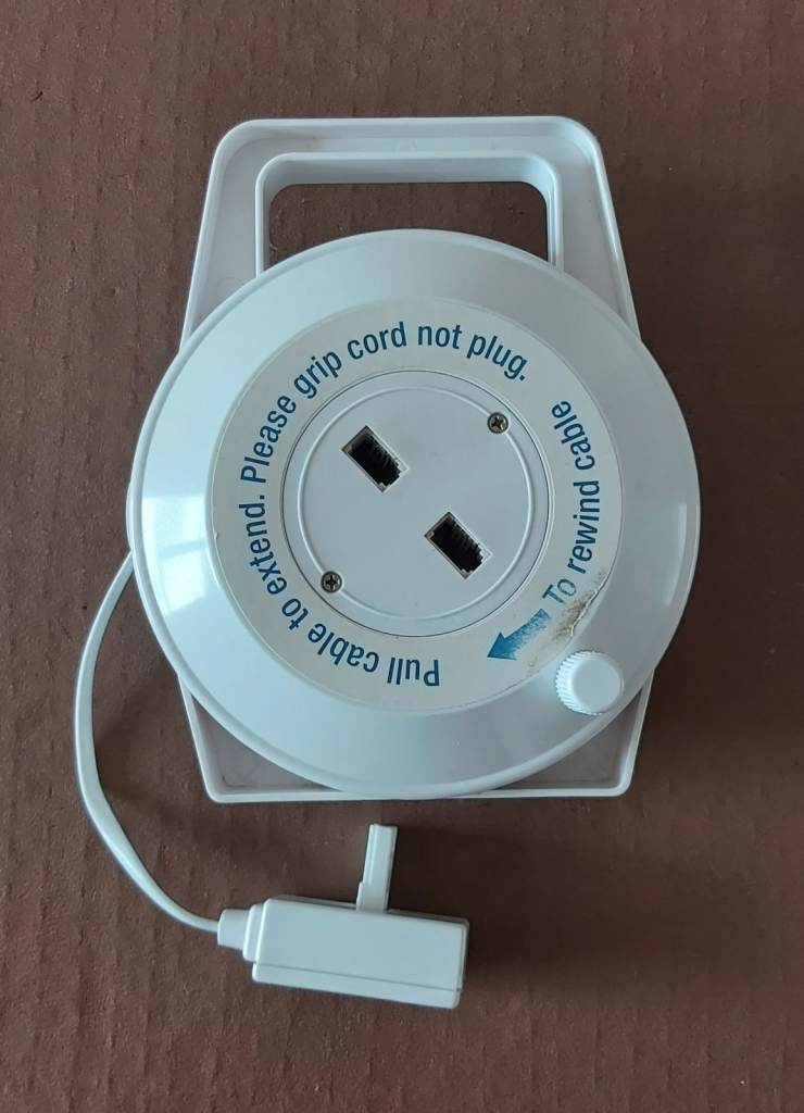 Telephone extension reel