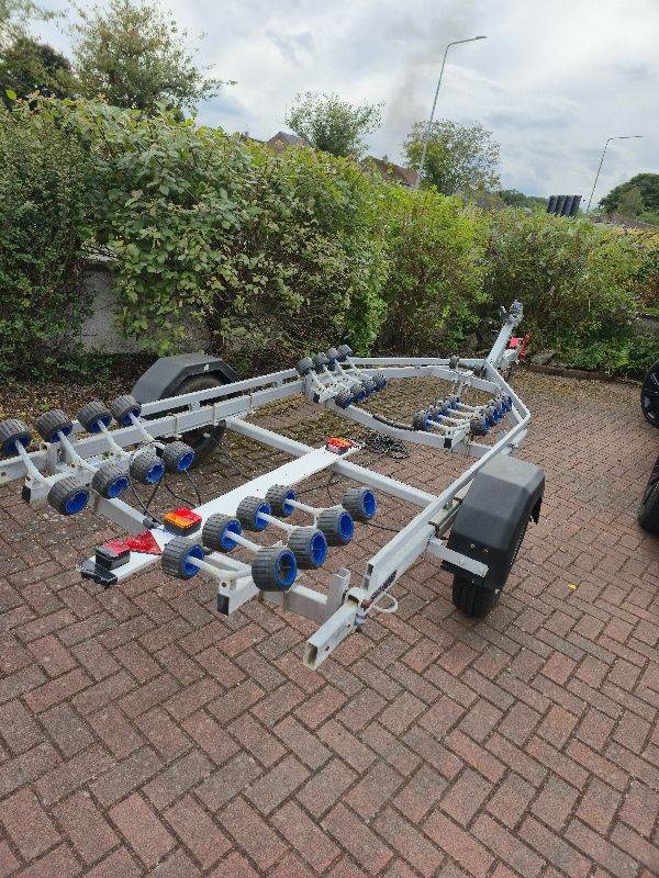 Snipe Roller Boat Trailer 5.6m 