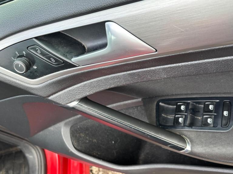 2016 Volkswagen Golf 1.6 TDI BlueMotion Tech Match Edition Euro 6 (s/s) 5dr HATCHBACK Diesel Manual