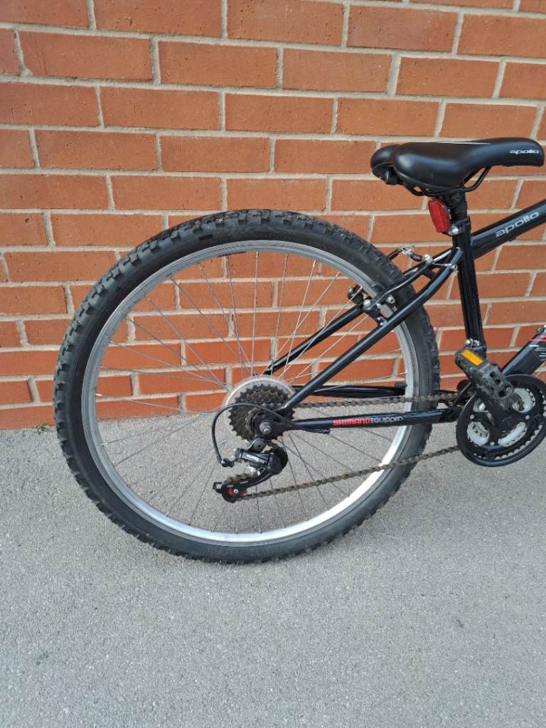 Junior's apollo mountain bike brilliant condition 