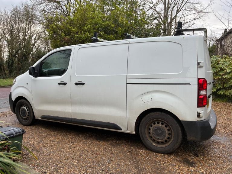 2018 Peugeot Expert 1000 1.6 BlueHDi 95 Diesel Professional Van ULEZ PANEL VAN Diesel Manual