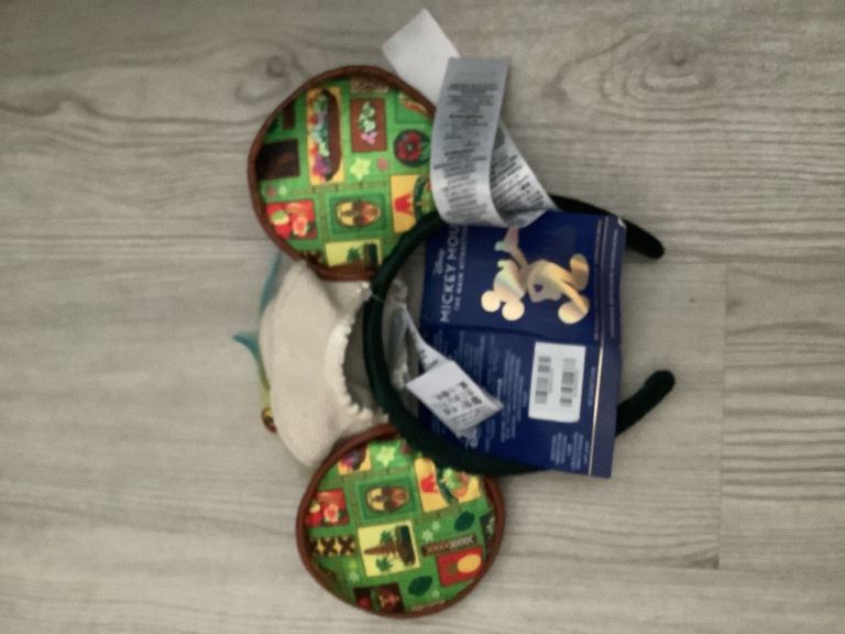 Disney Minnie ears jungle cruise new with tags limited edition 