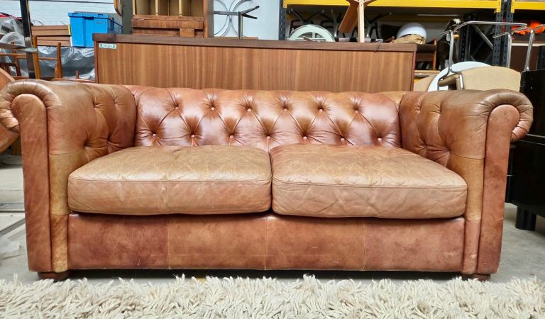 Caramel Leather Chesterfield sofa 