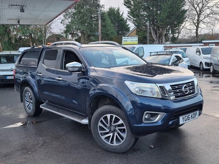 2016 Nissan Navara 2.3 dCi Tekna Pickup Double Cab 4dr Diesel Manual 4WD Euro 5 (190 ps) Pickup D...