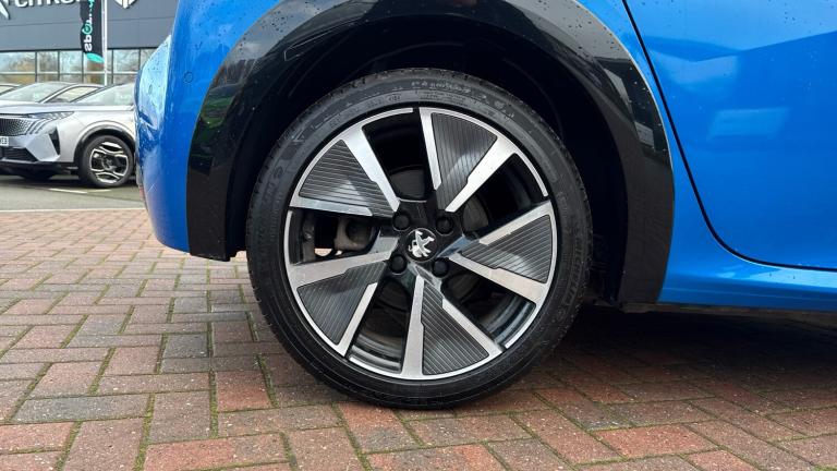2022 Peugeot 208 50kWh GT Hatchback 5dr Electric Auto (7kW Charger) (136 ps) Hatchback Electric A...