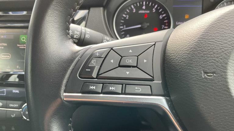 2019 Nissan Qashqai 1.3 DiG-T Acenta Premium 5dr Hatchback Petrol Manual