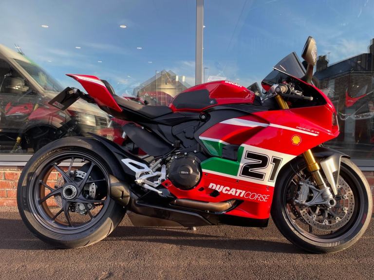 Ducati PANIGALE V2 BAYLISS REP