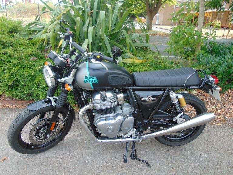 Royal Enfield INTERCEPTOR INT 650 E5 2024 low 2564 dry miles exceptional look
