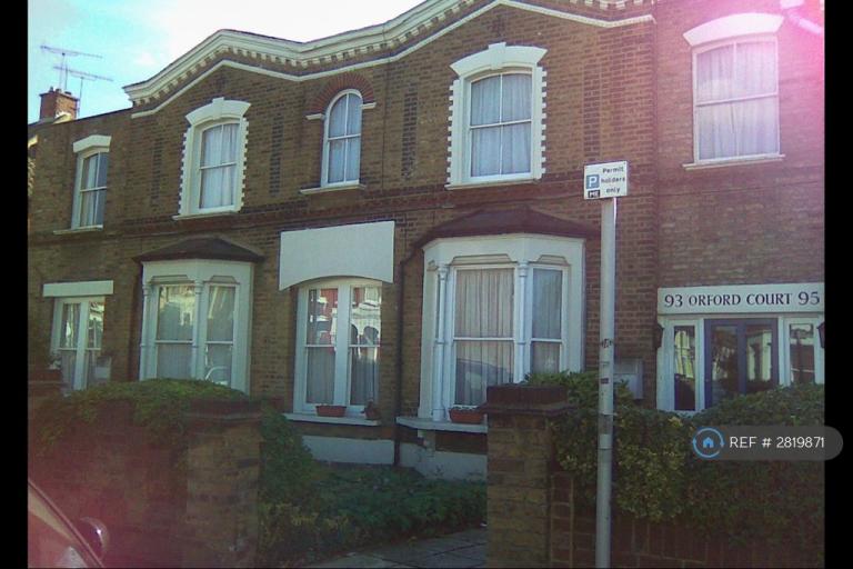 1 bedroom flat in Orford Road, London, E17 (1 bed) (#2819871)