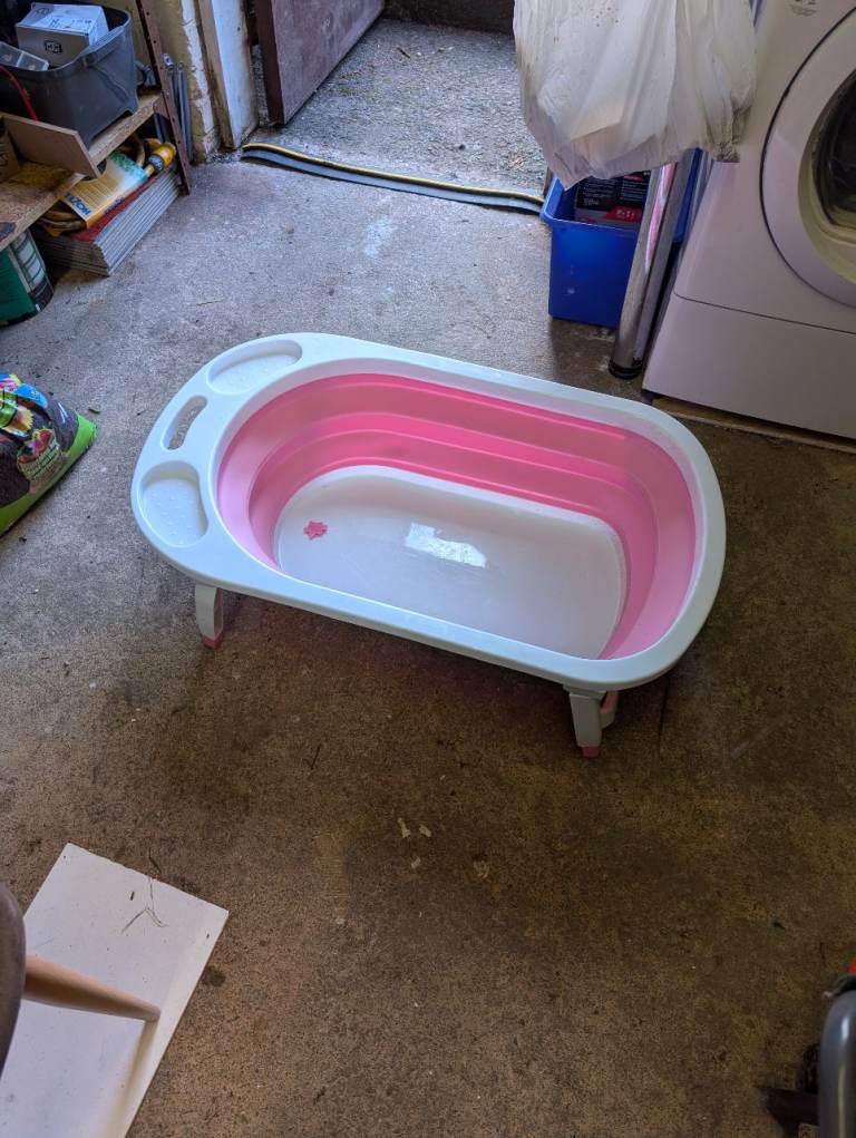 Puppy or Small Dog Bath