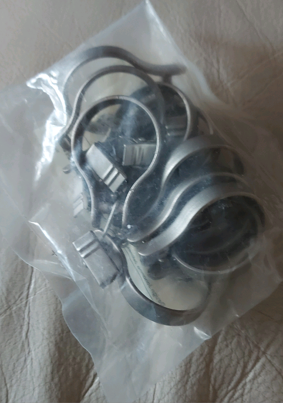 Ikea 10 x Plastic  Hooks and clips for handing curtains