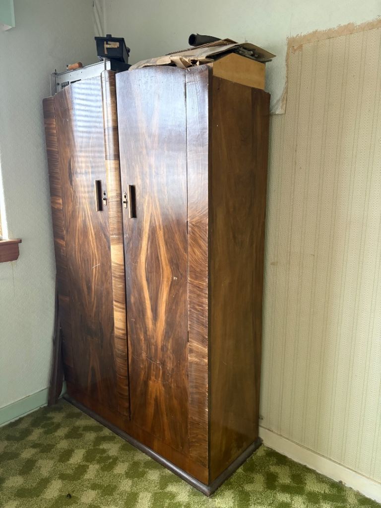 Cupboard 